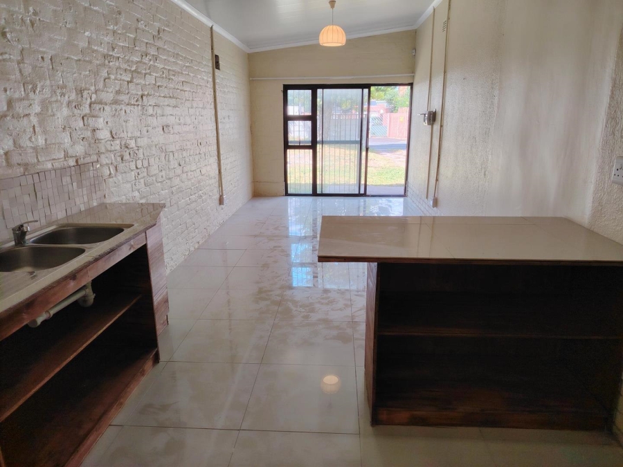 To Let 1 Bedroom Property for Rent in Milnerton Western Cape